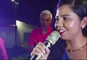 Secretária sorteia a própria mãe em festa do Dia das Mães em Rondônia